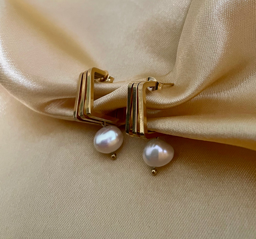 Earrings Bella - Baroque Freshwater Pearl